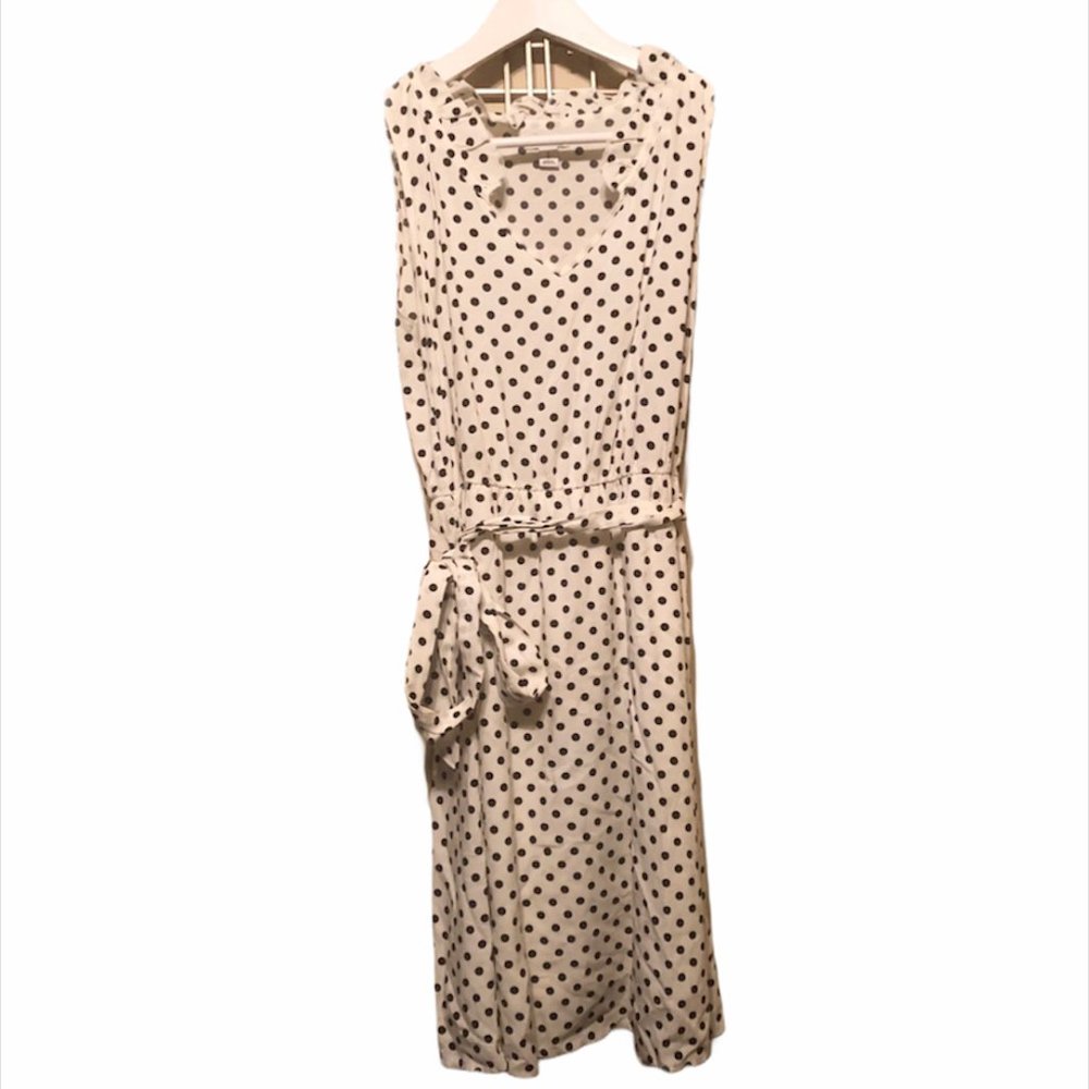 🐠2/$20 Old Navy Polka Dot Sleeveless Dress